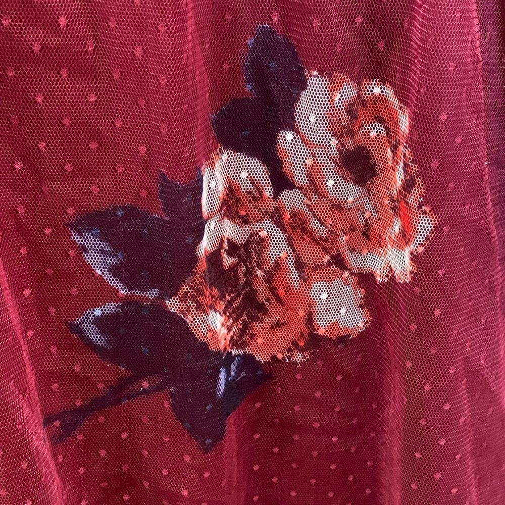 Maurices | Maroon Tulle Floral Sleeveless Top | 3 - Picture 3 of 7